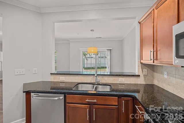 $1,950 | 14521 Crociani Drive, Charlotte, NC 28277