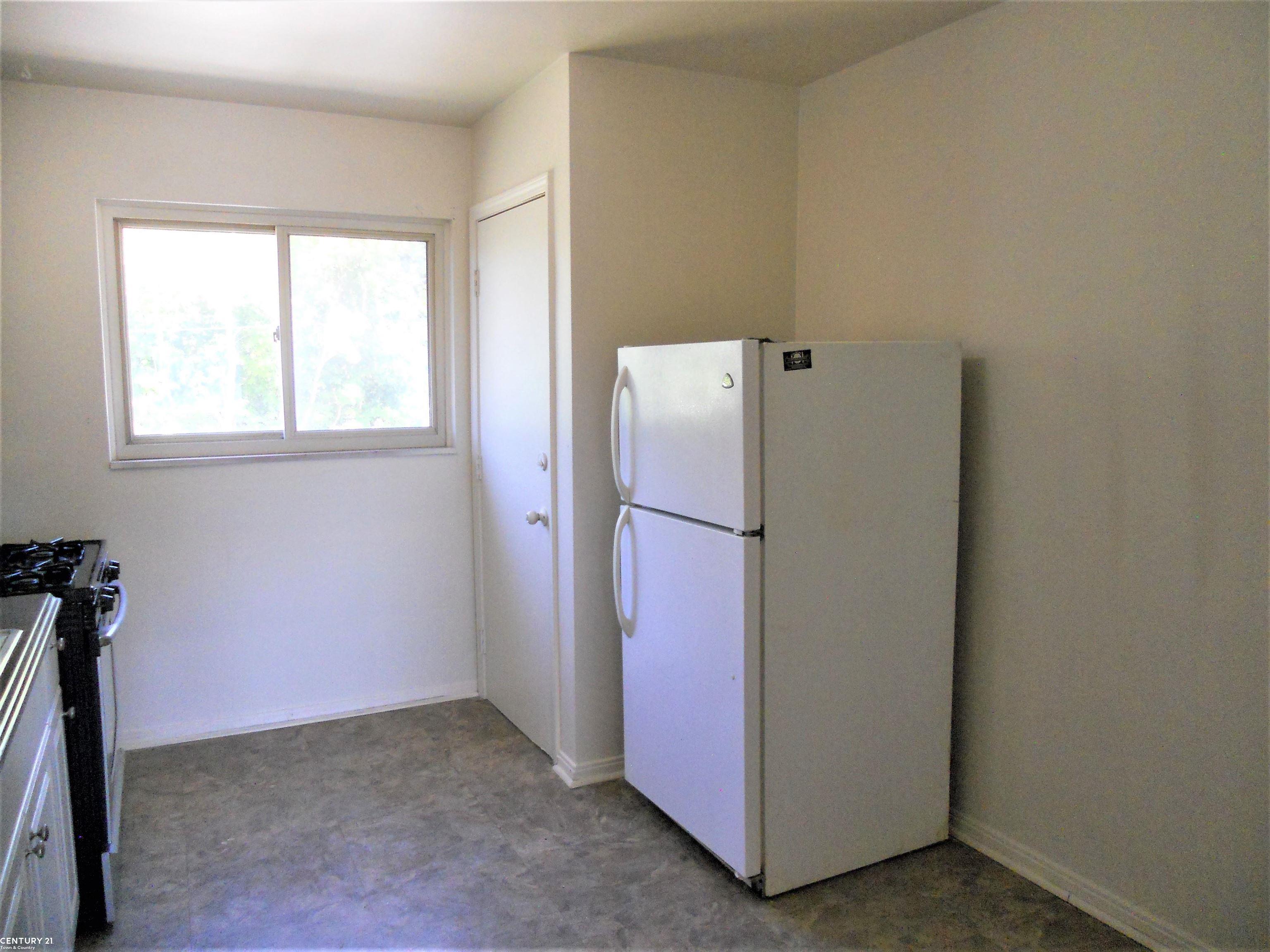 17455 East Eleven Mile Road, Unit A Roseville, MI 48066 - Photo 9 of 27