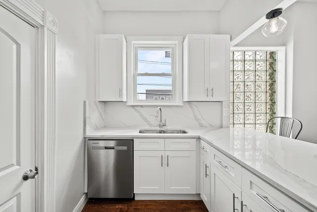 $1,850 | 3214 West Division Street, Unit 2, Chicago, IL 60651