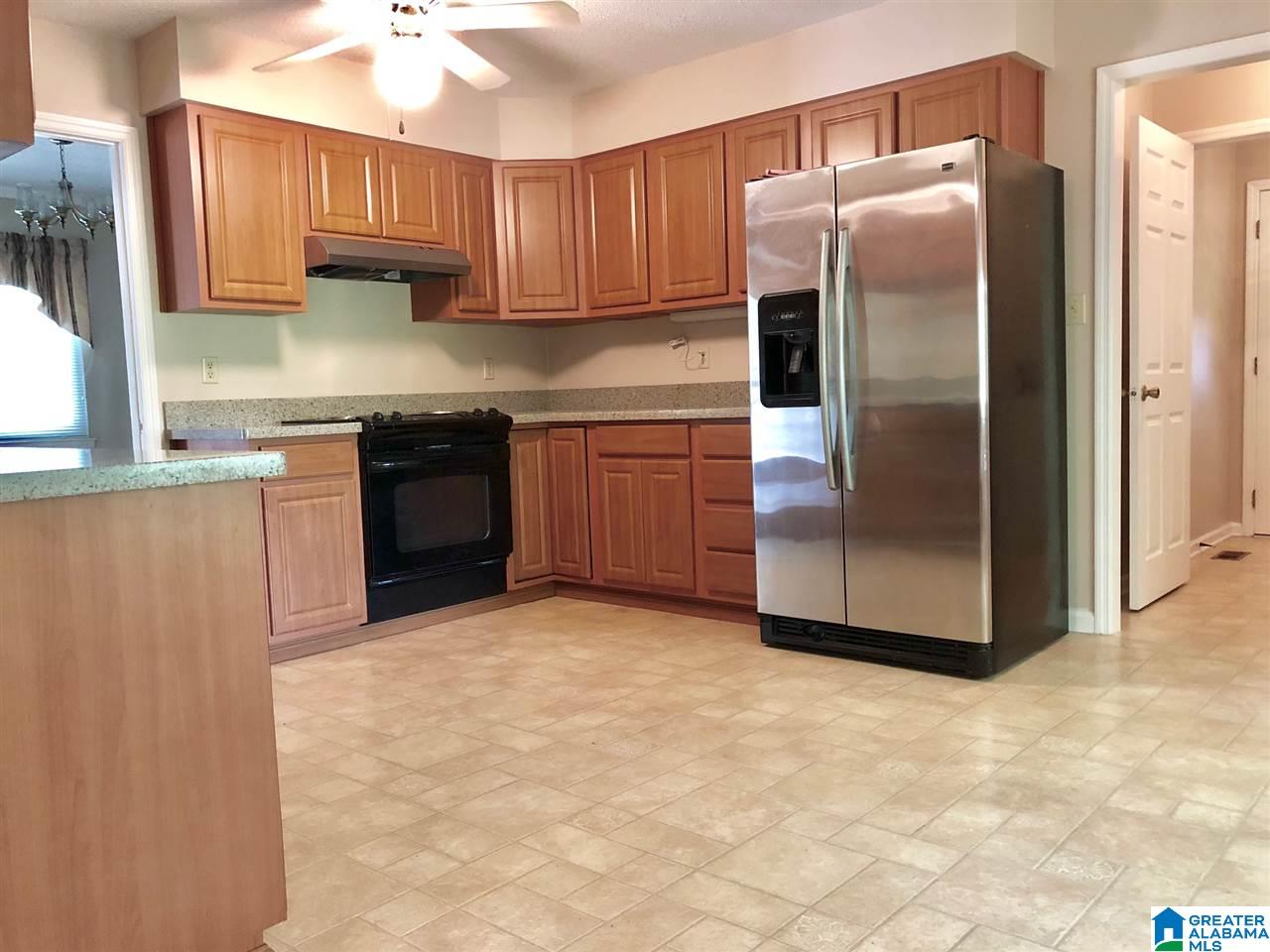 209 Hunting Ridge Drive Cropwell, AL 35054 - Photo 3 of 22