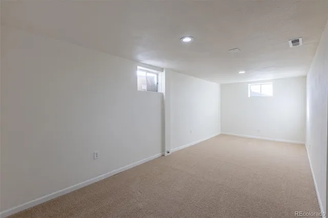 a view of empty room