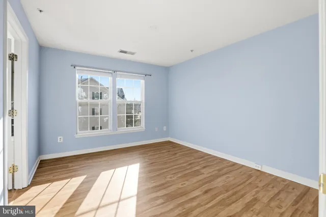 $3,400 | 2957 Huntington Grove Square, Alexandria, VA 22306