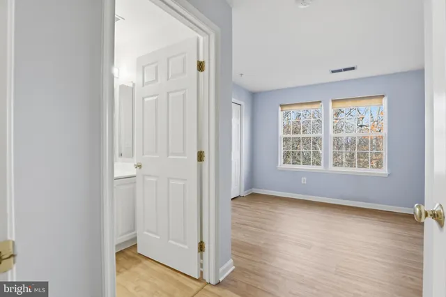 $3,400 | 2957 Huntington Grove Square, Alexandria, VA 22306