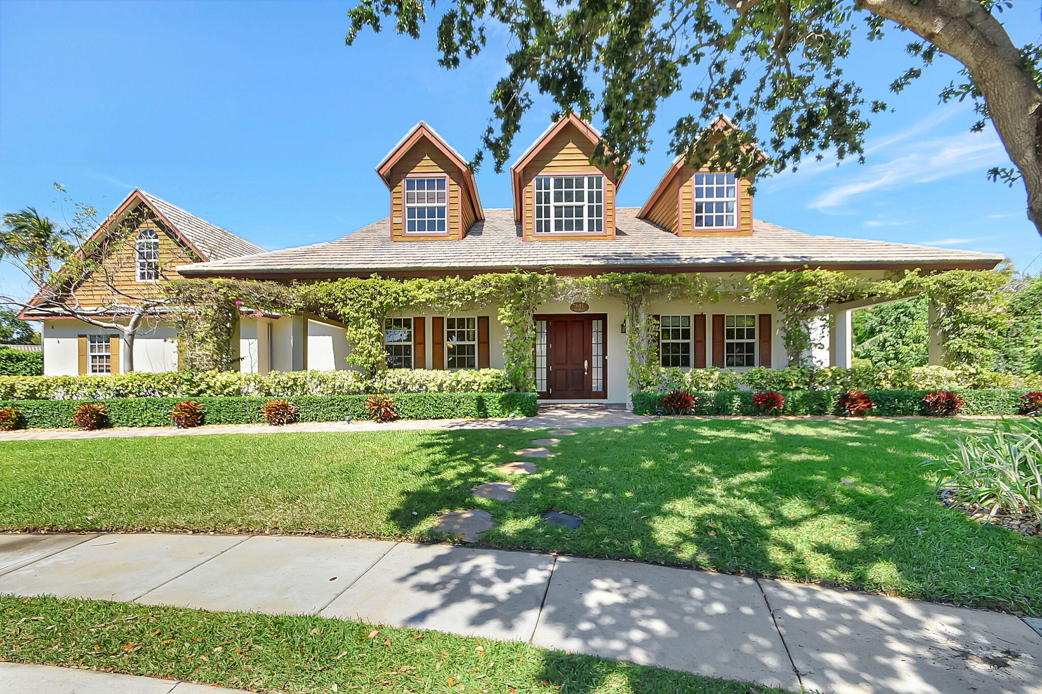 641 Eddy Street Boca Raton, FL 33487 - Photo 1 of 48 1-web-or-mls-House (1)