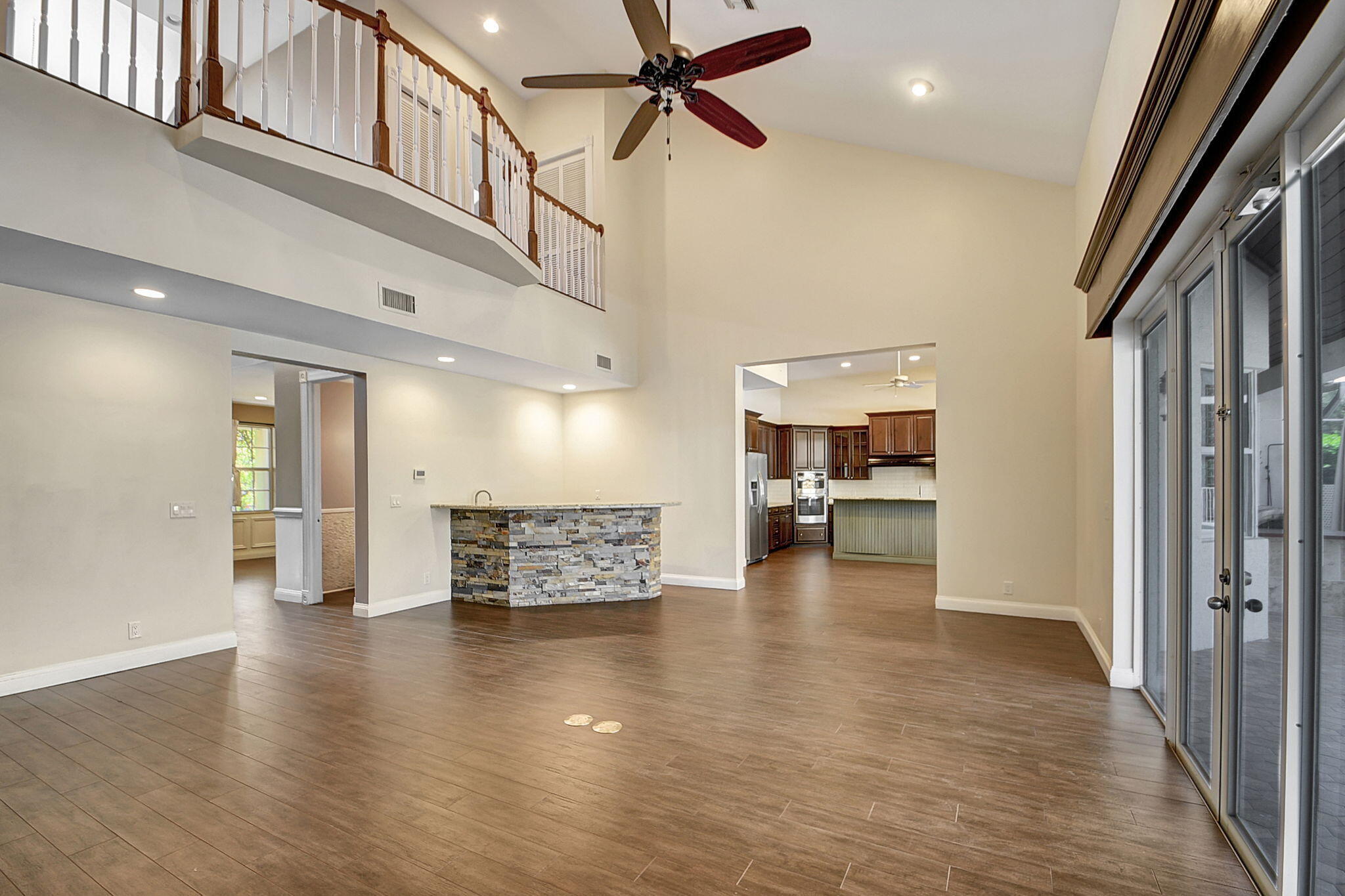 641 Eddy Street Boca Raton, FL 33487 - Photo 11 of 48 Unstaged Family Room