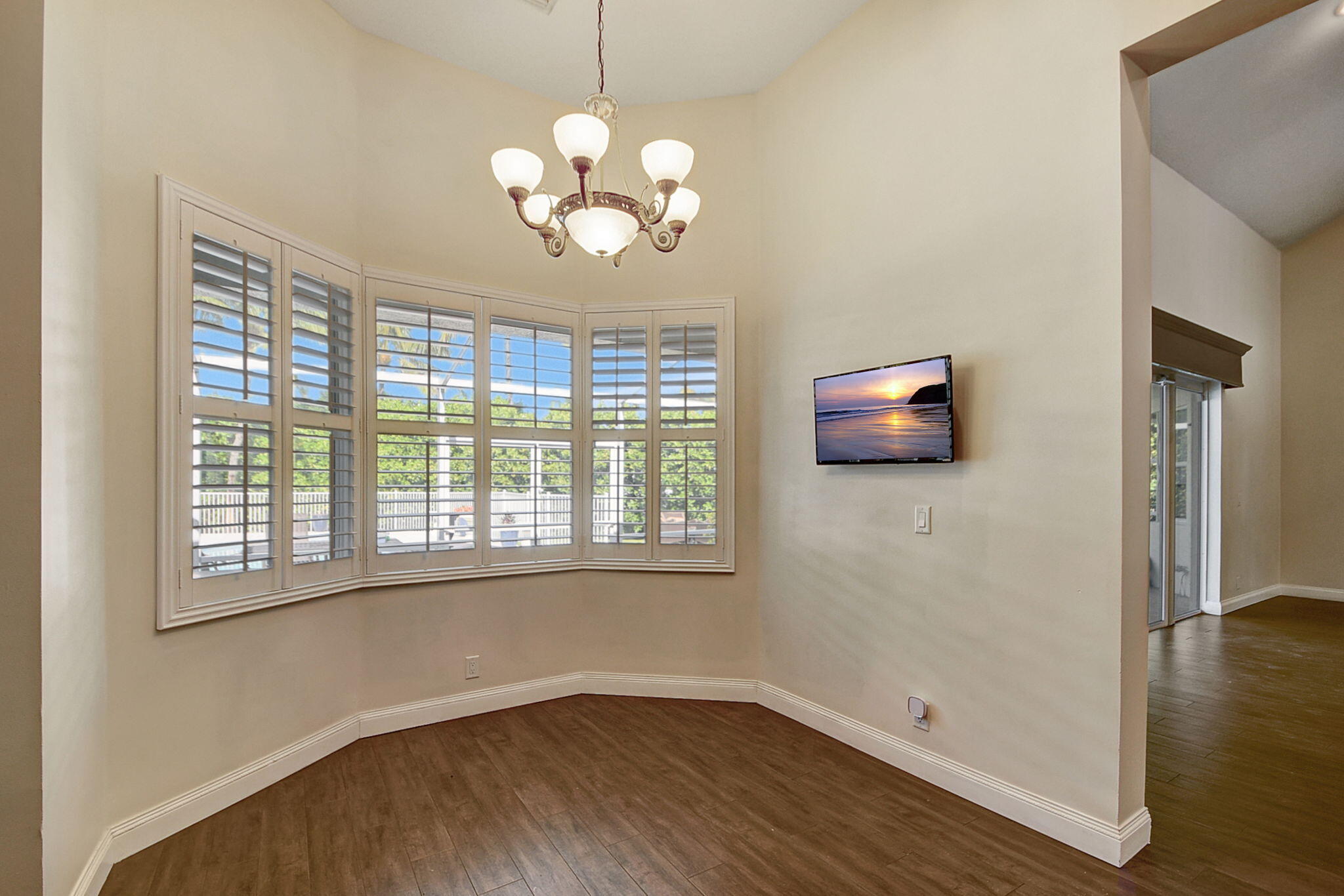 641 Eddy Street Boca Raton, FL 33487 - Photo 15 of 48 25-web-or-mls-House (24)