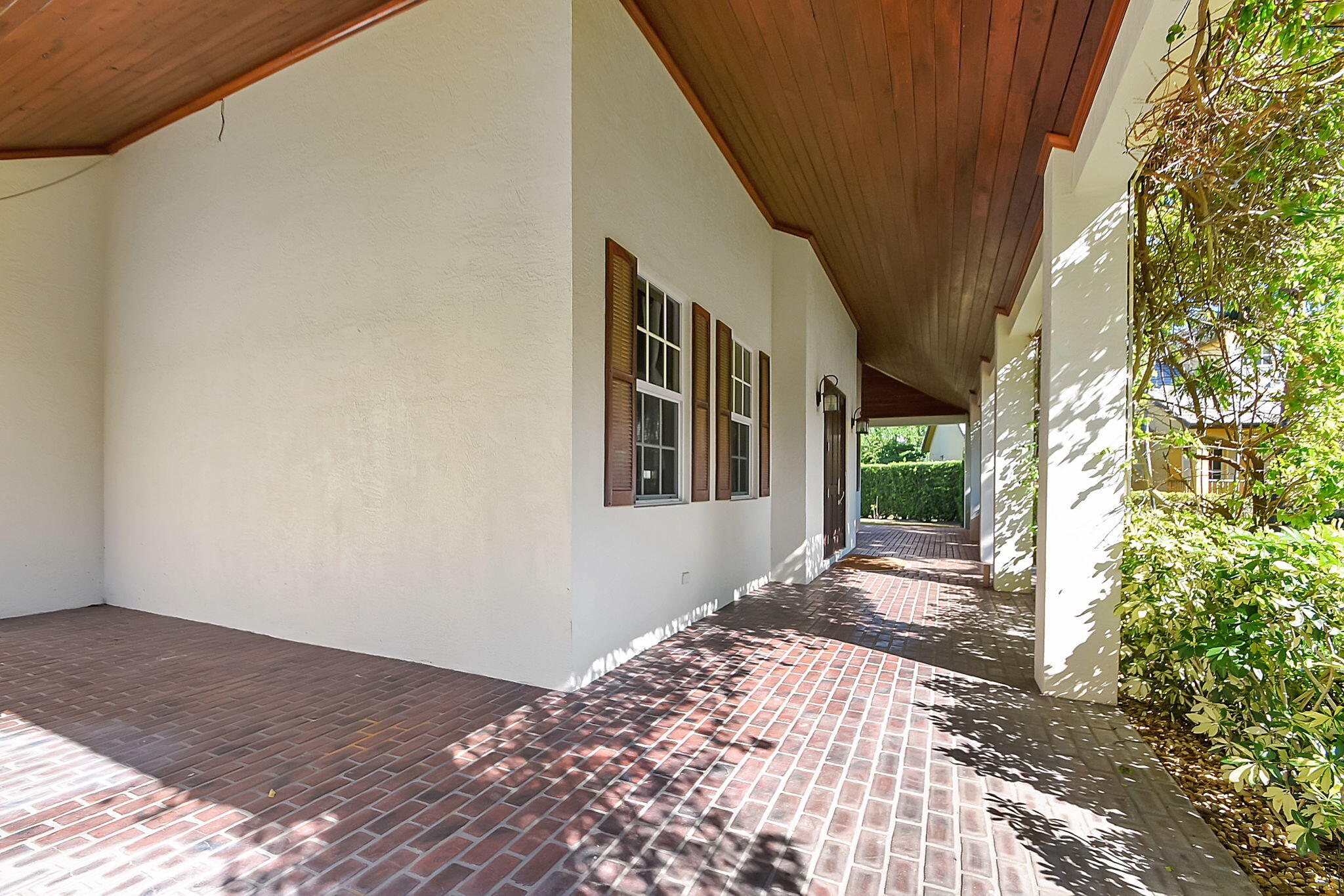 641 Eddy Street Boca Raton, FL 33487 - Photo 5 of 48 5-web-or-mls-House (97)