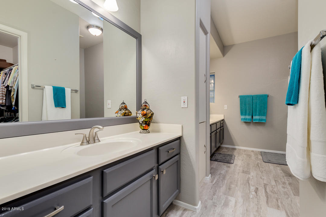 16421 South Greenfield Road Gilbert, AZ 85295 - Photo 11 of 30 28-Greenfield
