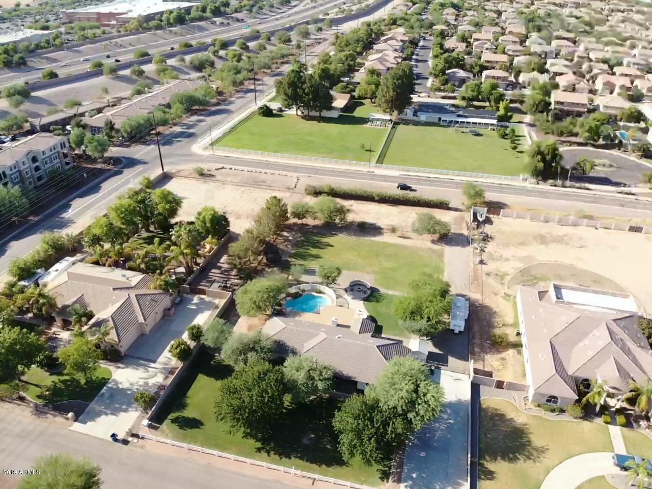 16421 South Greenfield Road Gilbert, AZ 85295 - Photo 25 of 30 IMG_9908