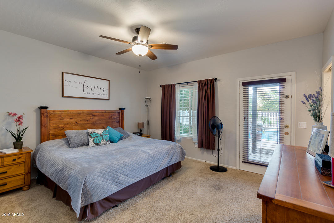16421 South Greenfield Road Gilbert, AZ 85295 - Photo 10 of 30 25-Greenfield