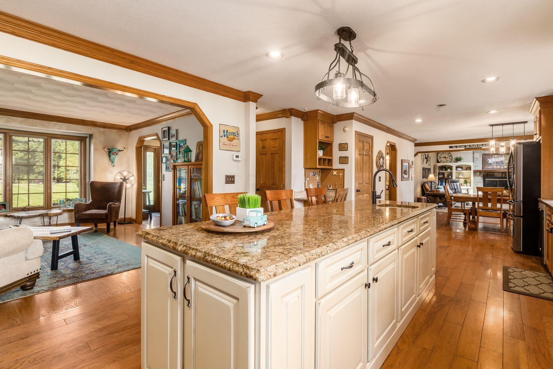 10761 Tollgate Road Southwest Etna, OH 43062 - Photo 30 of 90 Perfect For All Kinds Of Gatherings w/ Friends & Family!