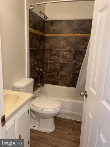 $1,250 | 323 East Chestnut Street, Unit 5, Coatesville, PA 19320