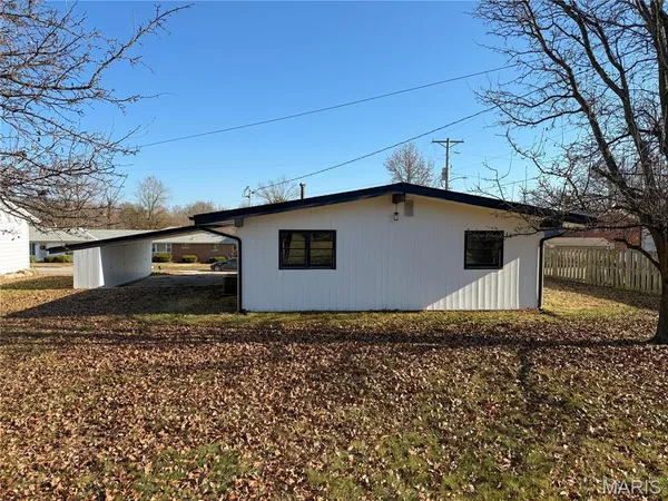$197,000 | 108 Arizona Street, New Haven, MO 63068