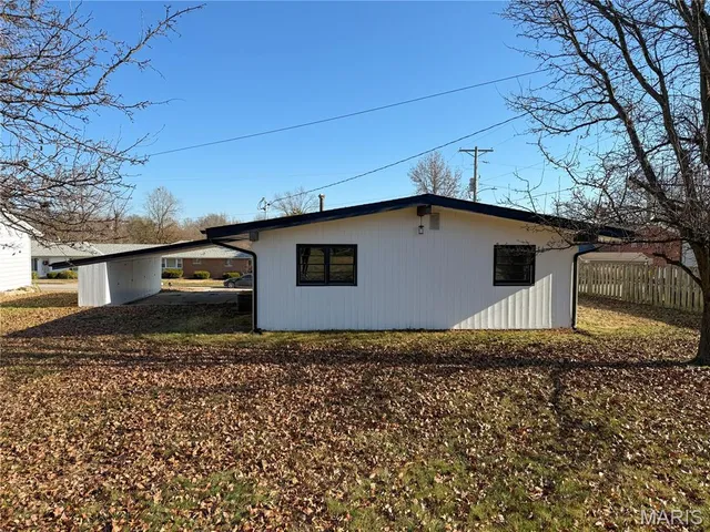 $199,000 | 108 Arizona Street, New Haven, MO 63068