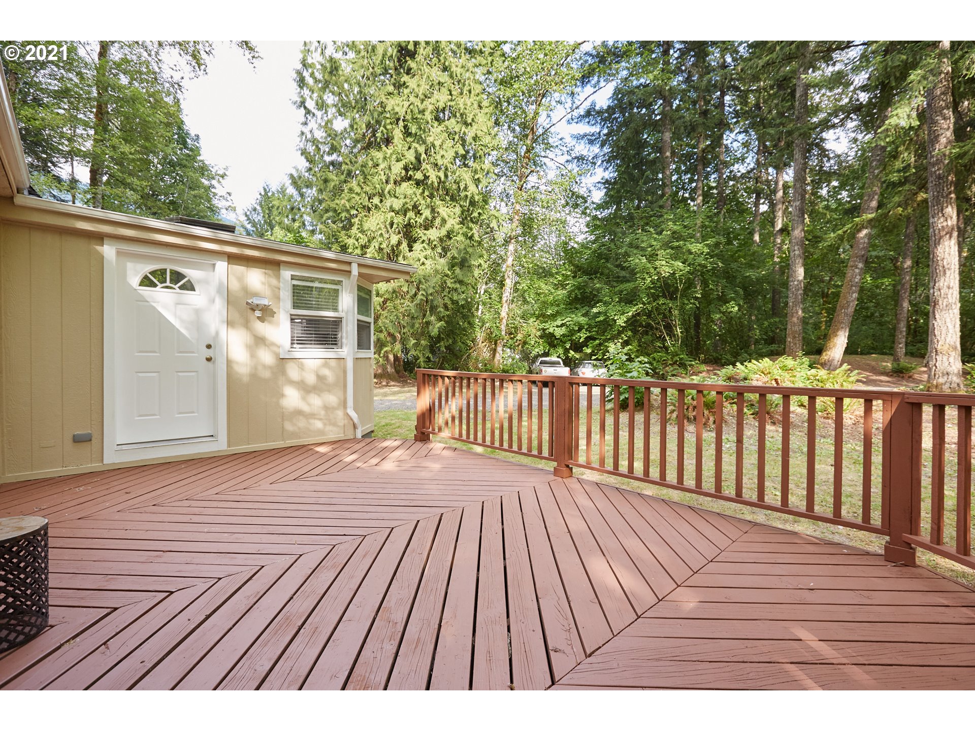 65805 East Chippawa Lane Rhododendron, OR 97049 - Photo 7 of 31