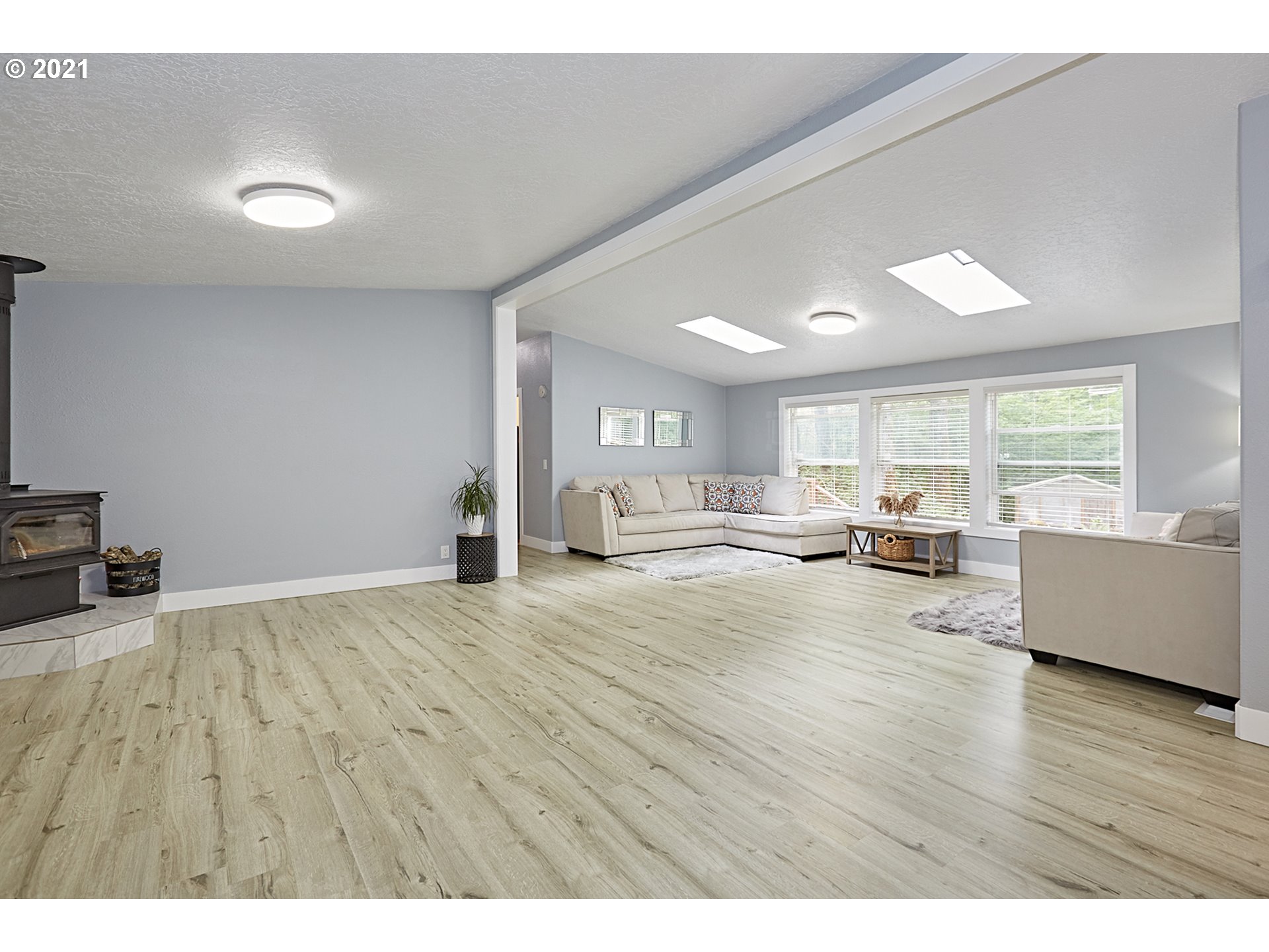 65805 East Chippawa Lane Rhododendron, OR 97049 - Photo 10 of 31