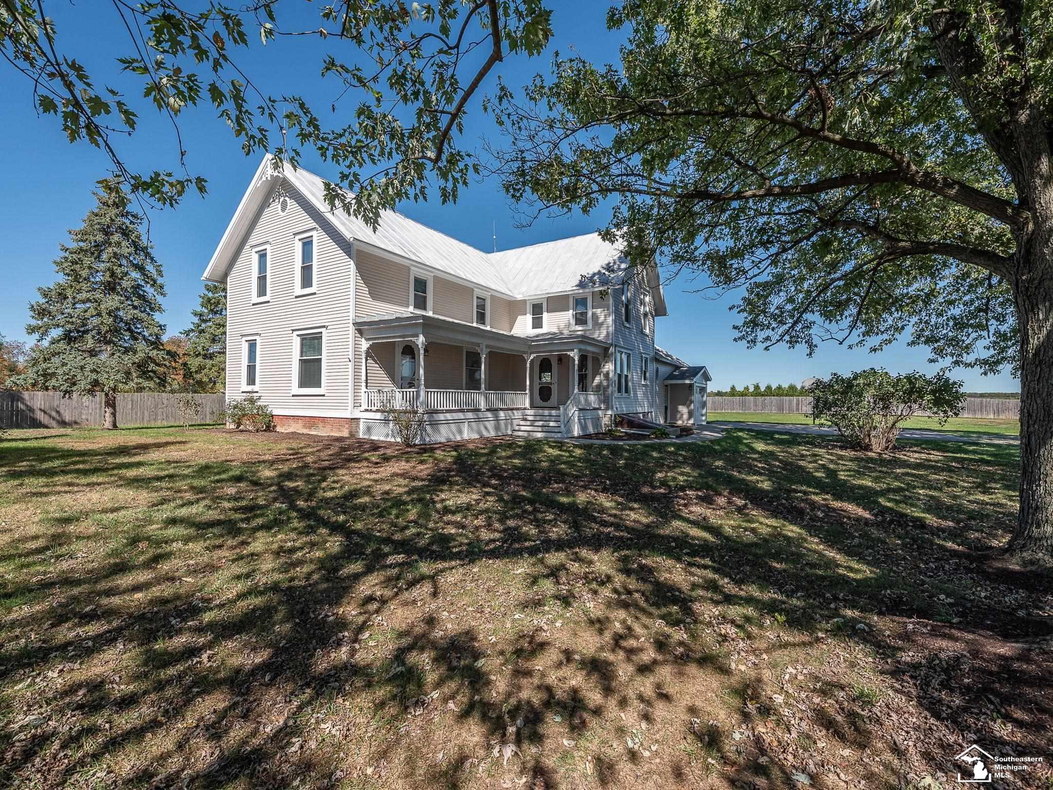 5740 North Custer Road Monroe, MI 48162 - Photo 1 of 46