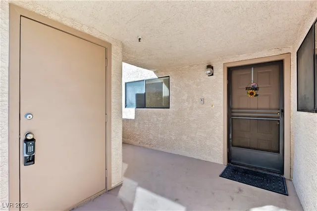 $244,900 | 3827 Desert Marina Drive, Unit 211, Laughlin, NV 89029