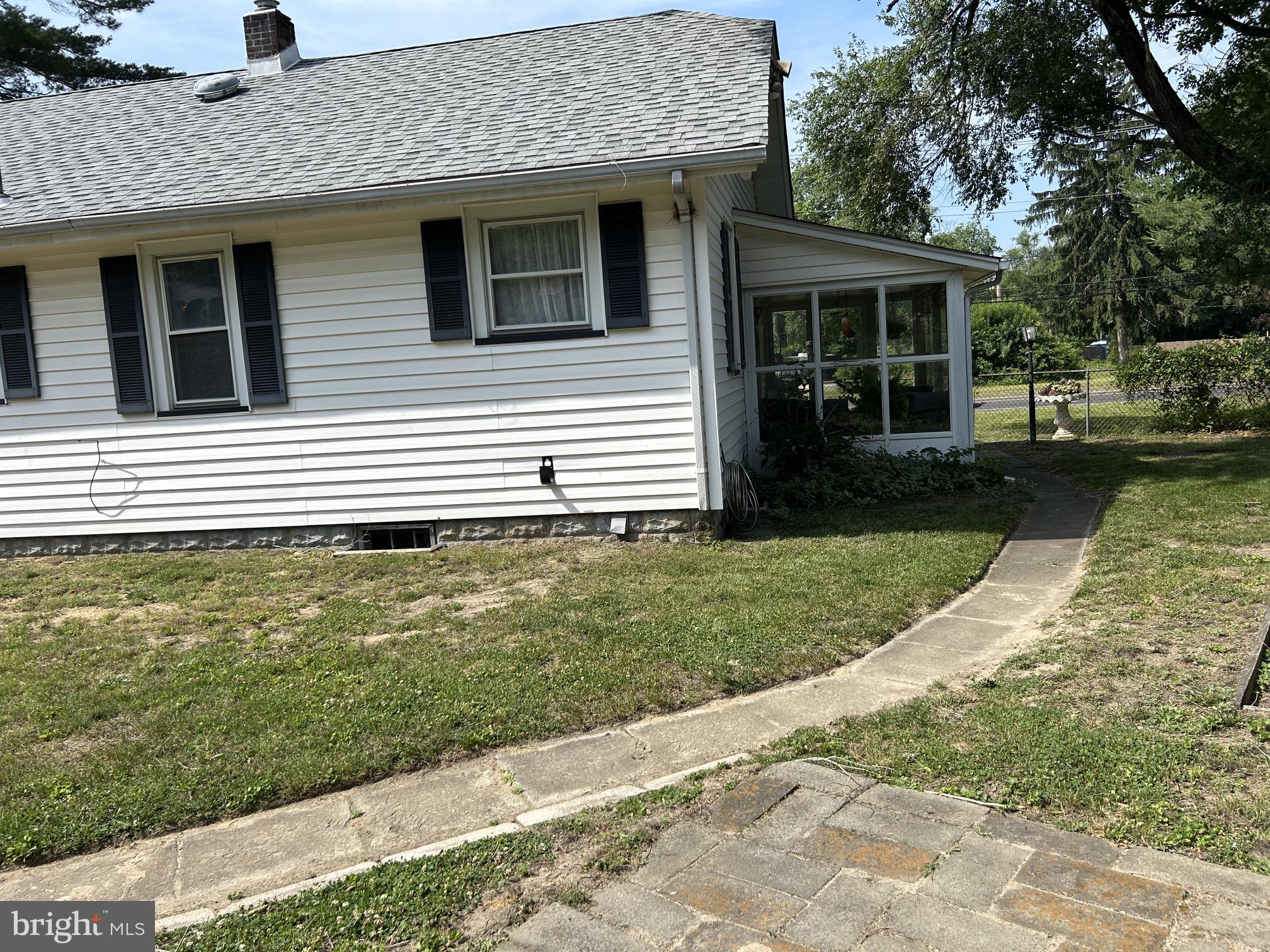 452 Raritan Avenue Atco, NJ 08004 - Photo 27 of 37