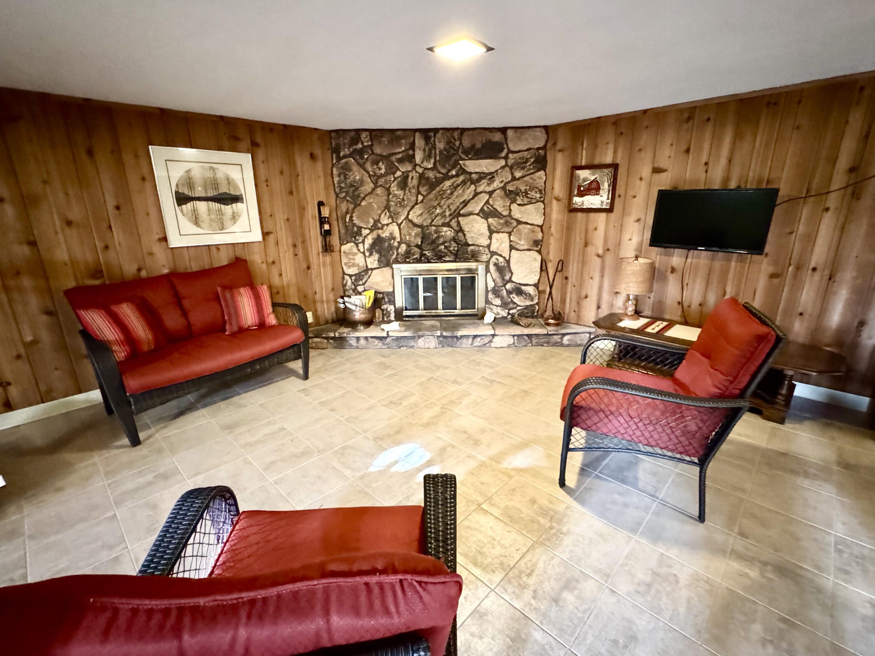 N96W19827 County Line Road Menomonee Falls, WI 53051 - Photo 14 of 25 NFP in LL Rec Room