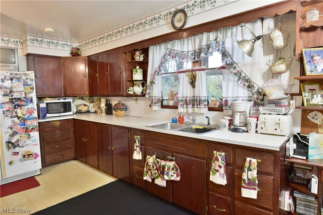 1041 Niles Vienna Road Vienna, OH 44473 - Photo 12 of 35 Gallery Image 12