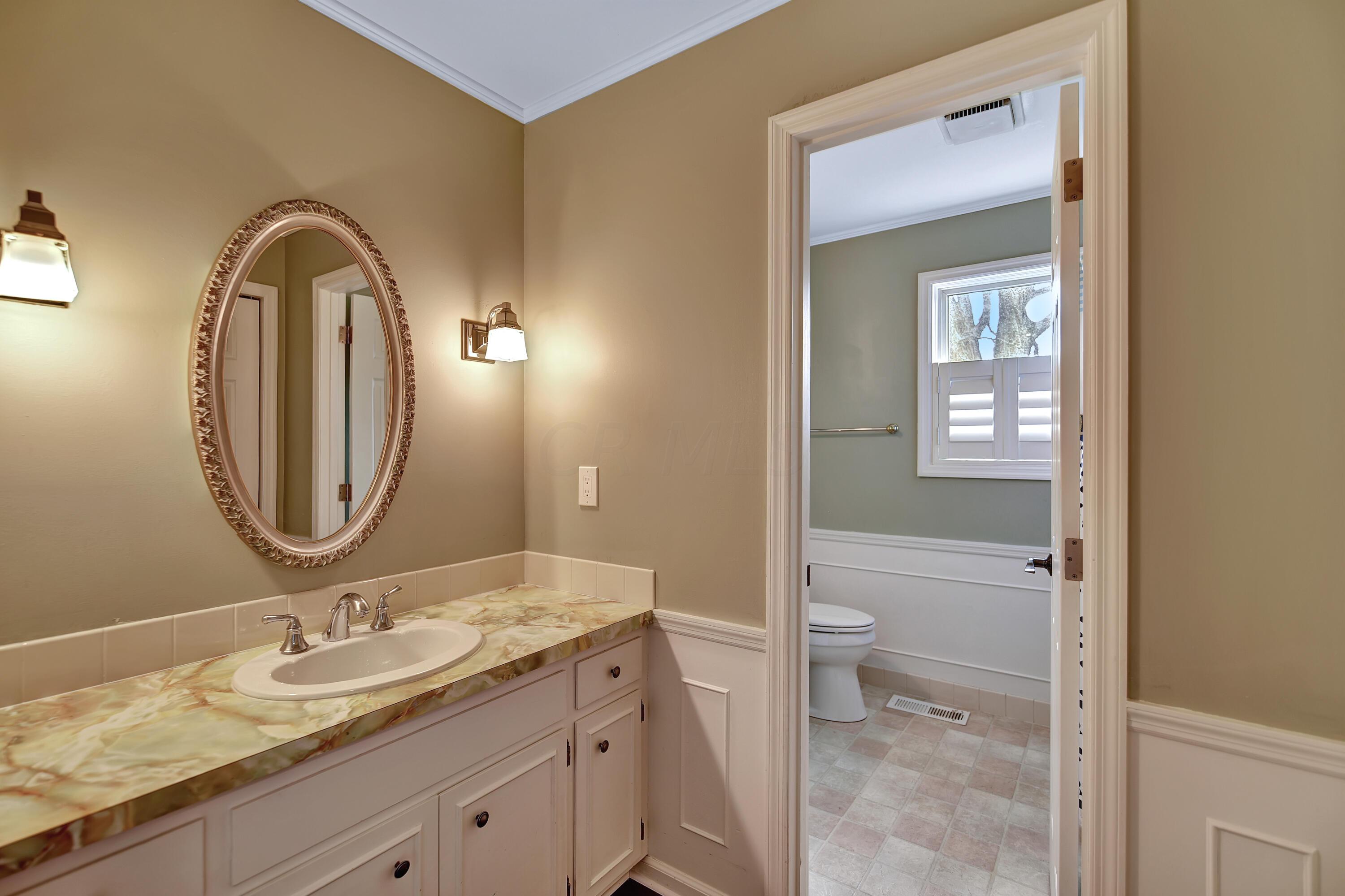 2371 Sandover Road Columbus, OH 43220 - Photo 31 of 51 Full Bath a