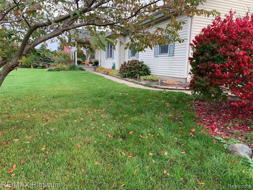 4620 Beard Road Byron, MI 48418 - Photo 4 of 19