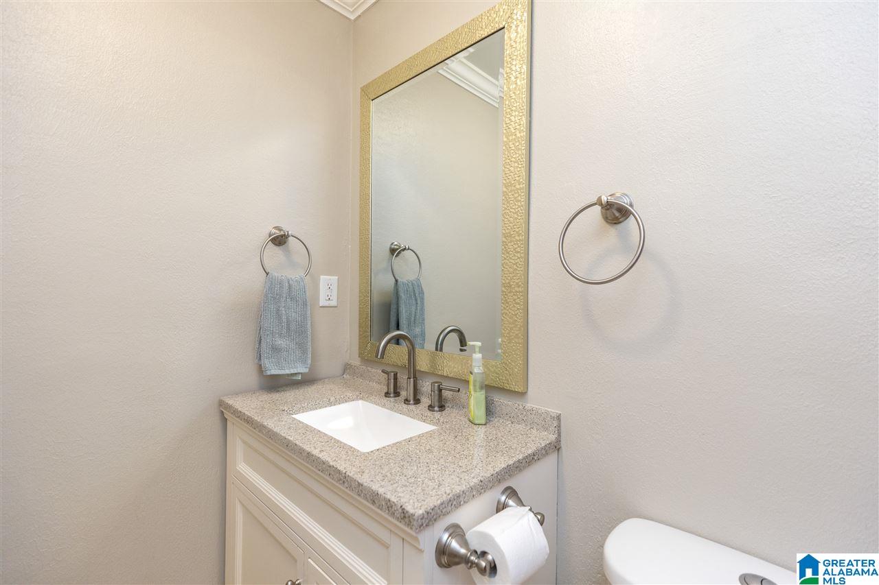 406 Thompson Road Alabaster, AL 35007 - Photo 22 of 38