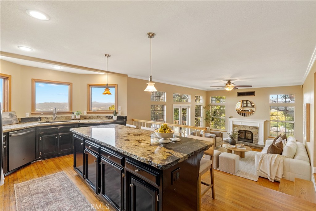 10885 San Marcos Road Atascadero, CA 93422 - Photo 11 of 63 Kitchen