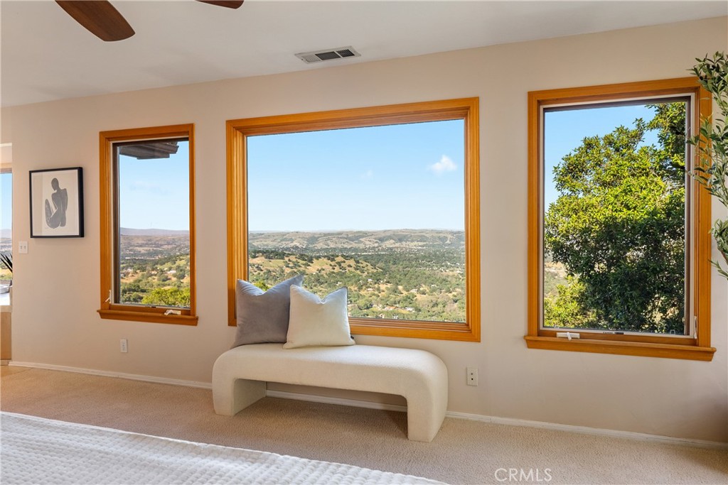 10885 San Marcos Road Atascadero, CA 93422 - Photo 24 of 63 a living room with furniture and a window