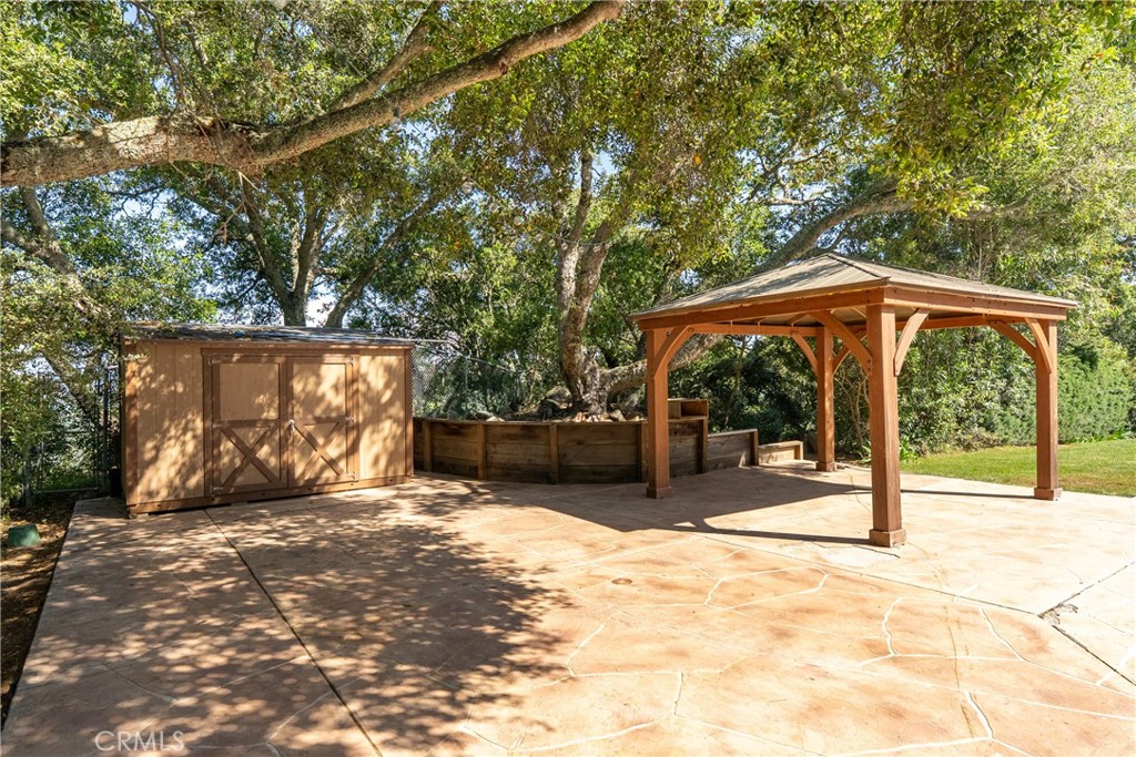 10885 San Marcos Road Atascadero, CA 93422 - Photo 42 of 63 a view of a backyard