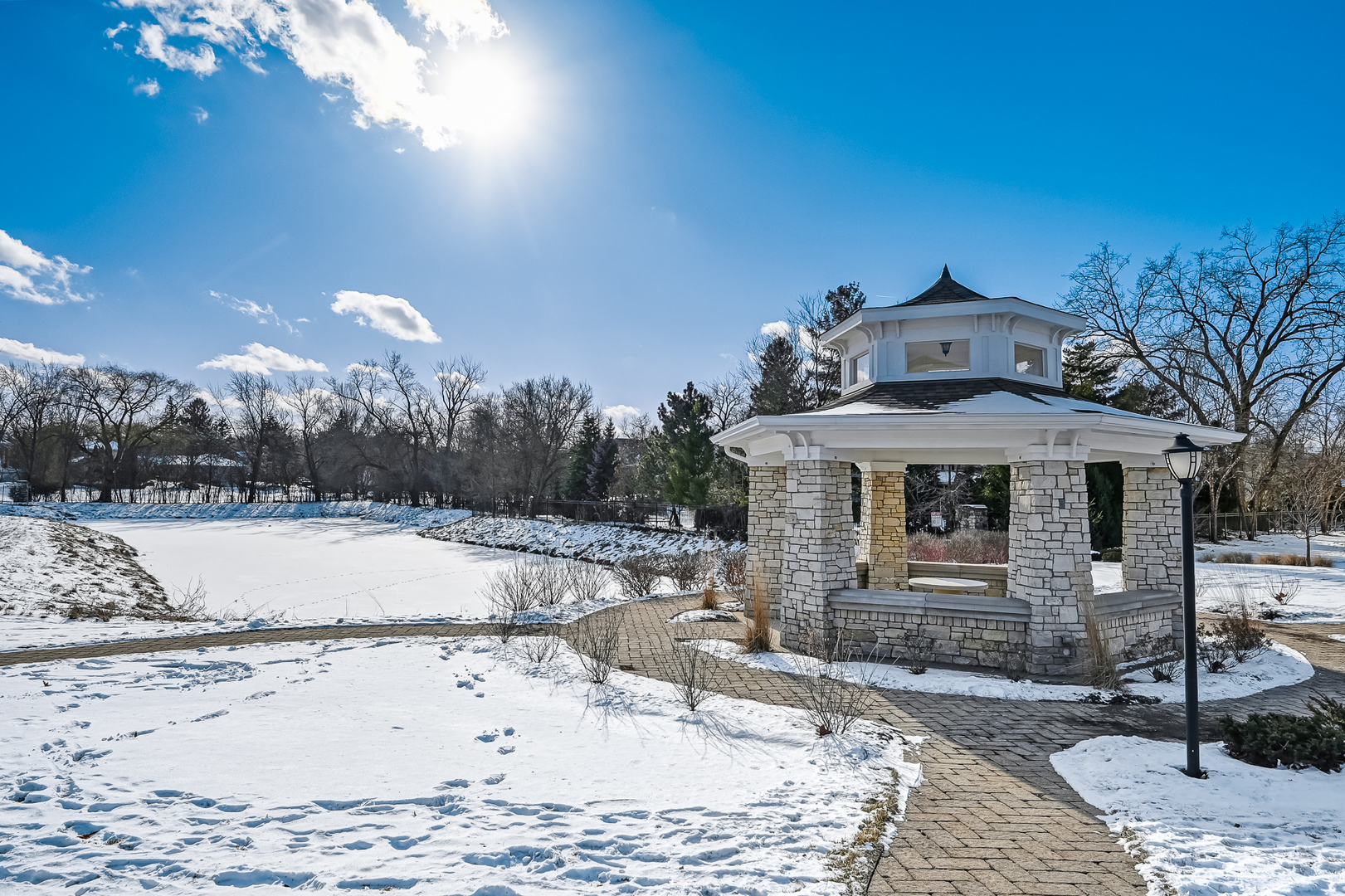 7 Kennedy Lane, Unit 201 Hinsdale, IL 60521 - Photo 29 of 30