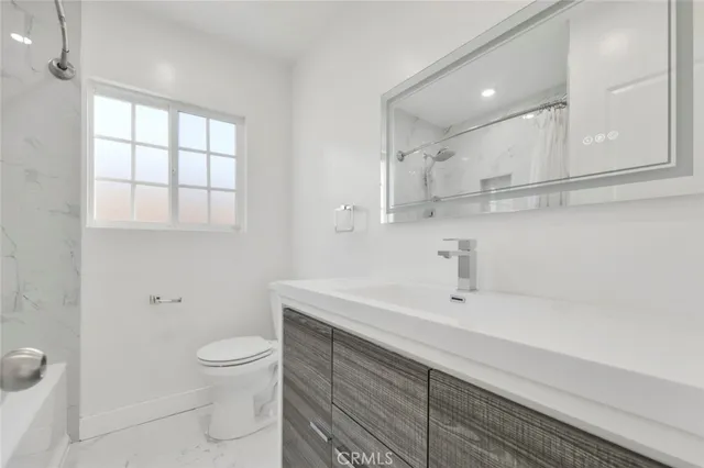 $879,000 | 13321 Blythe Street, North Hollywood, CA 91605