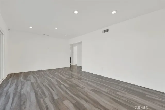 $879,000 | 13321 Blythe Street, North Hollywood, CA 91605