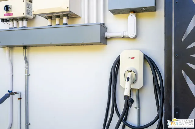 $1,599,999 | 2340 North Duane Road, Palm Springs, CA 92262