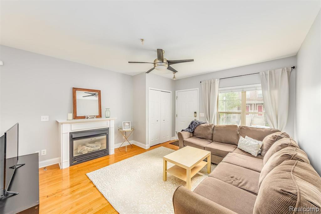 2563 John R Street, Unit 13 Detroit, MI 48201 - Photo 7 of 31