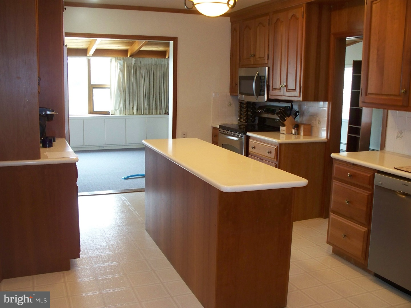2928 Township Line Road Norristown, PA 19403 - Photo 10 of 19 Gallery Image 10