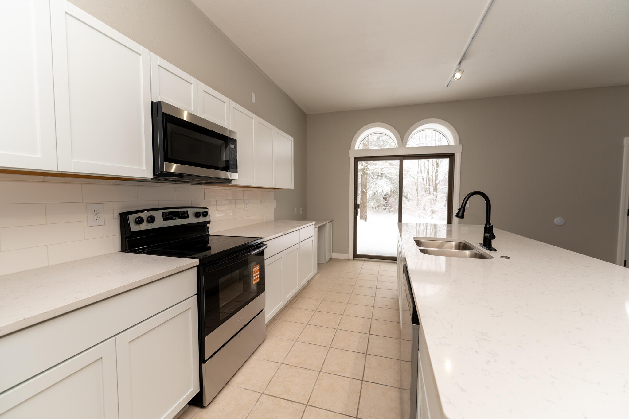 4736 South Rolland Road Blanchard, MI 49310 - Photo 16 of 30 4736SouthRollandRoad-27