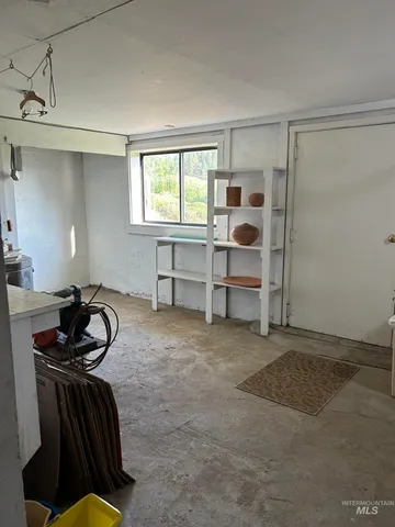 $1,175,000 | 806 High Valley Road, Cascade, ID 83611