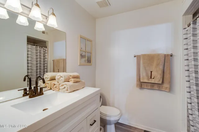 $158,000 | 3230 Cumberland Road, Unit 107, Ocean Springs, MS 39564