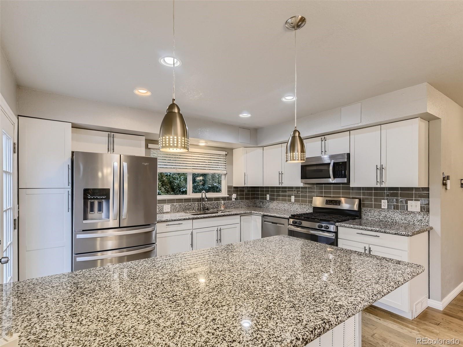 463 Southpark Road Highlands Ranch, CO 80126 - Photo 8 of 35 Gallery Image 8