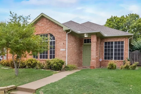 $2,400 | 10104 Burgundy Drive, Frisco, TX 75035