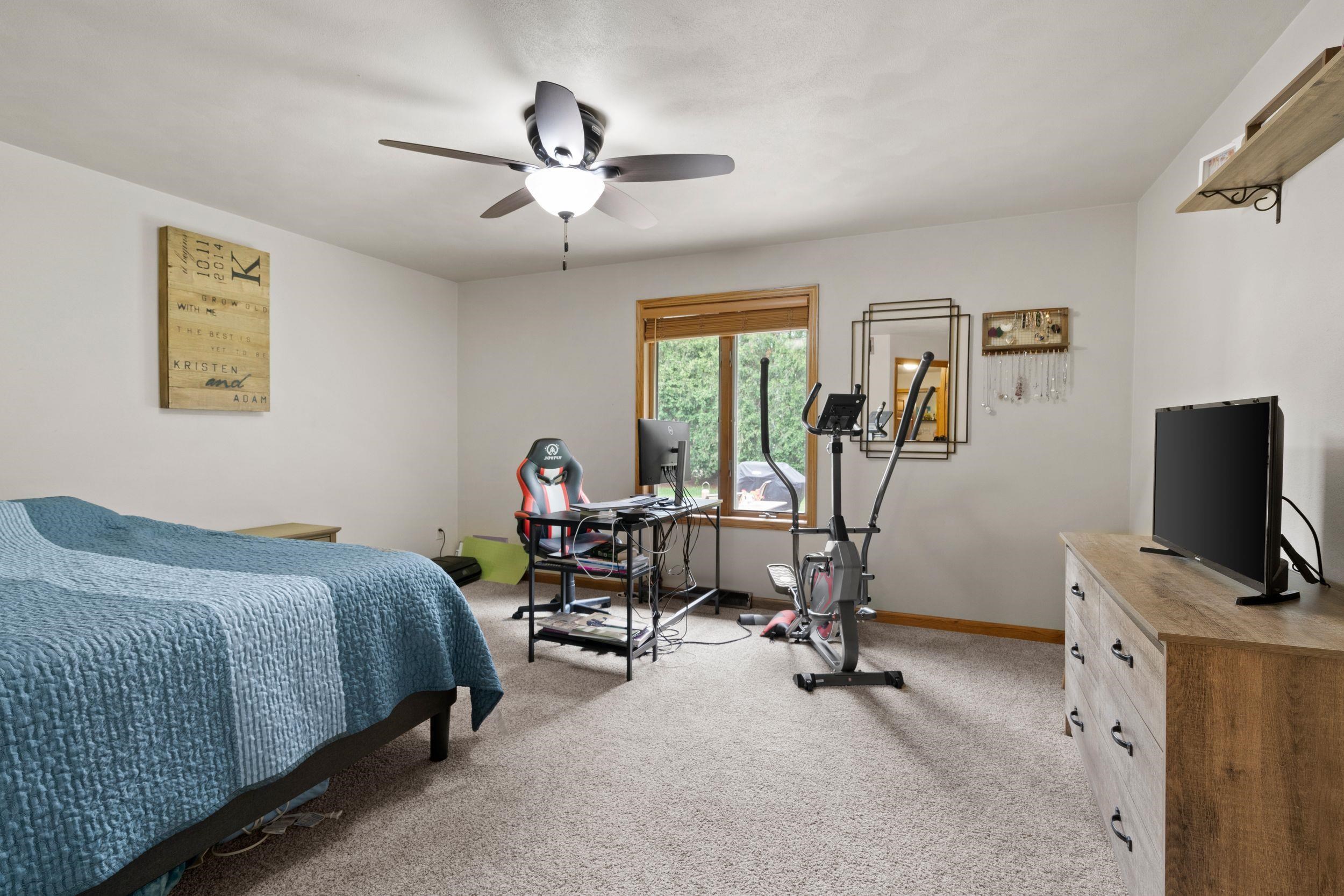 W2585 Oakbrook Court Appleton, WI 54915 - Photo 33 of 56