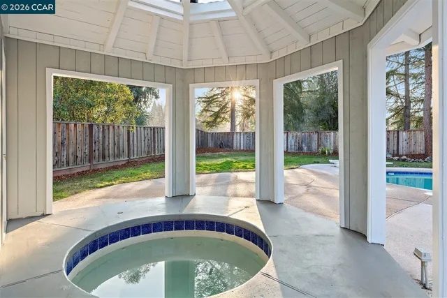 $1,995,000 | 209 Farm Hill Court, Danville, CA 94526