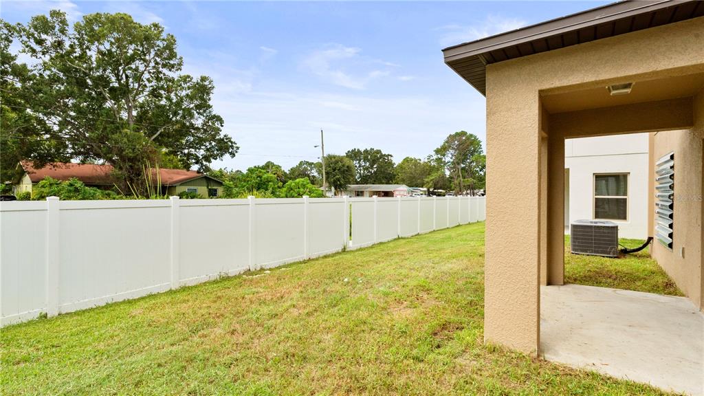 7231 Spring Snowflake Avenue Tampa, FL 33619 - Photo 20 of 46