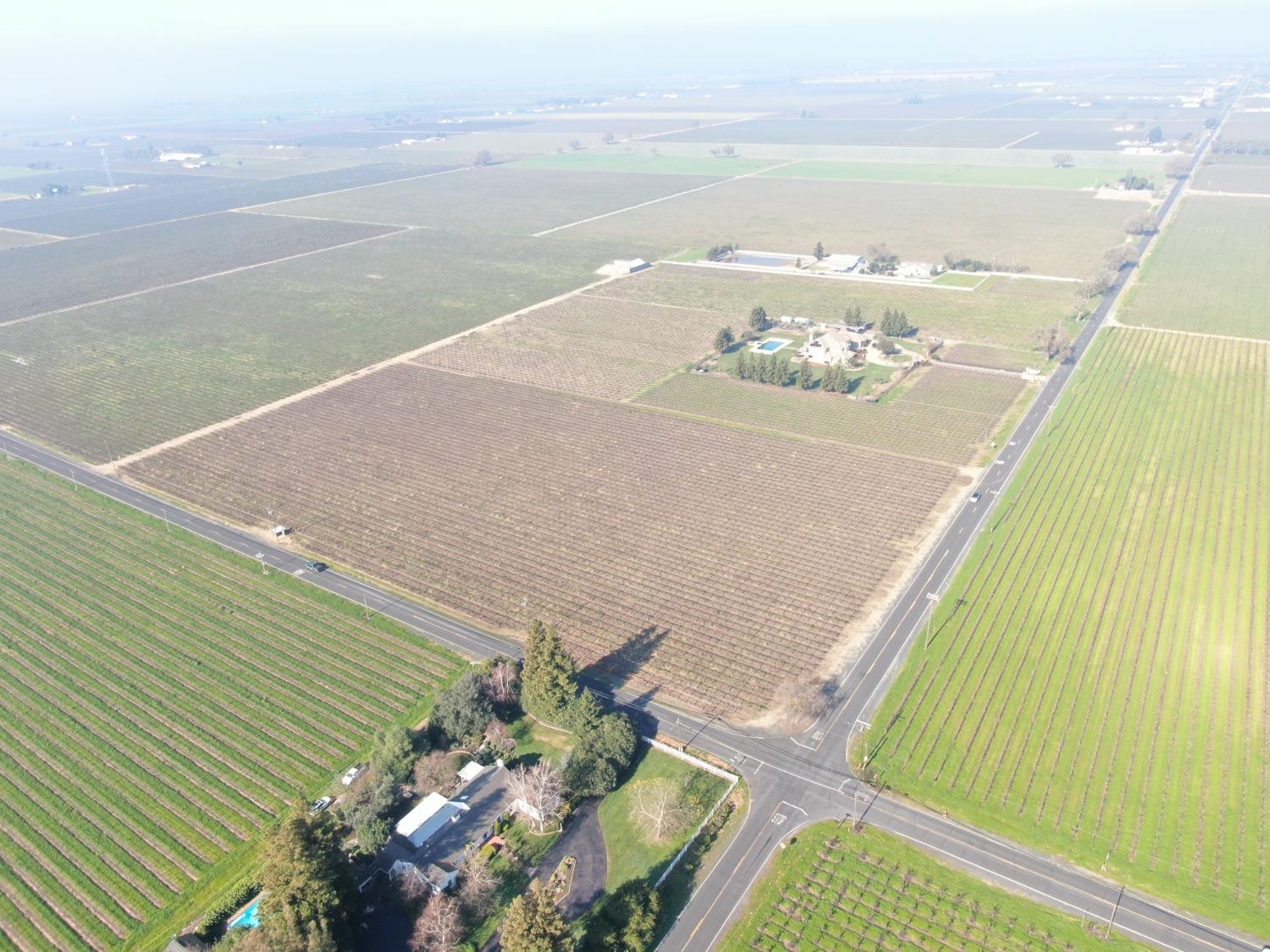 3155 West Woodbridge Road Lodi, CA 95242 - Photo 3 of 10