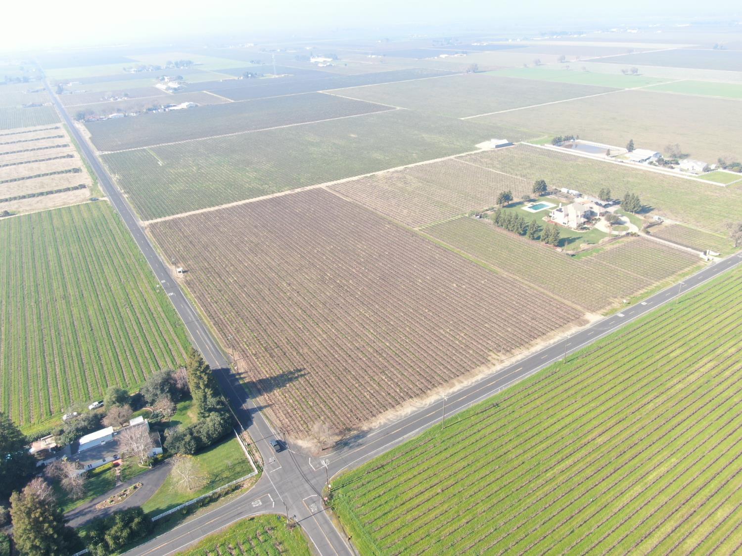 3155 West Woodbridge Road Lodi, CA 95242 - Photo 4 of 7