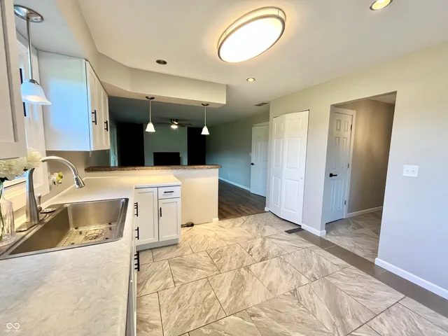 $292,000 | 15841 East 265 North, Columbus, IN 47203