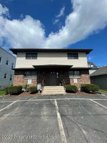 $1,000 | 1115 Wheeler Avenue, Unit 1L, Dunmore, PA 18510
