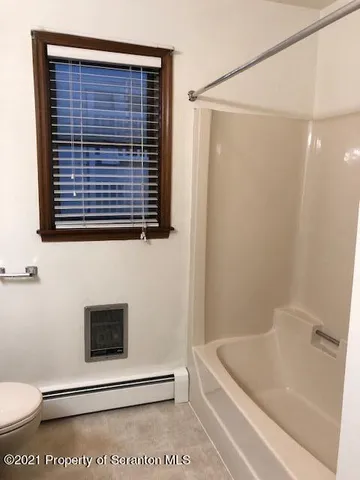 $1,000 | 1115 Wheeler Avenue, Unit 1L, Dunmore, PA 18510